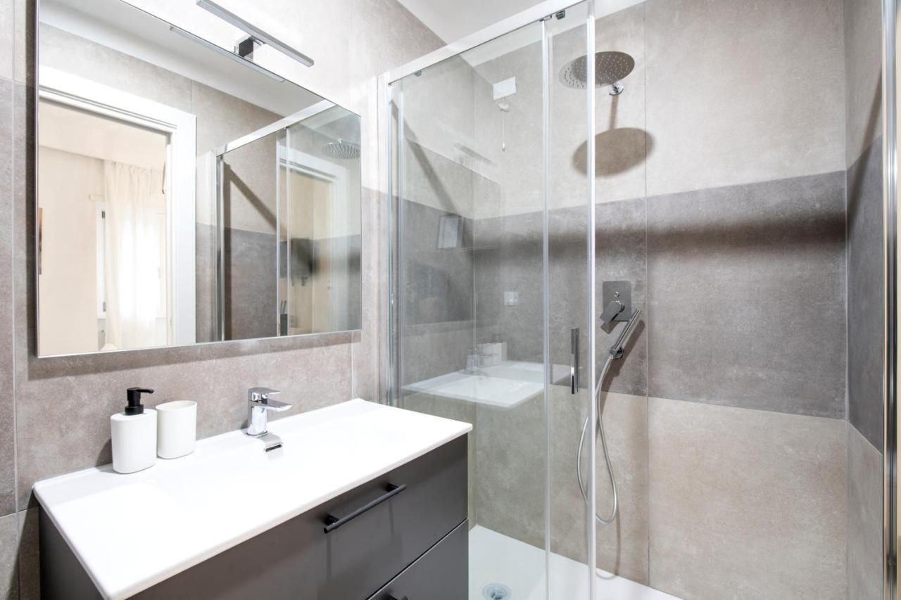 Easystayrome 10 Pax 3 Baths 1 Min From Metro Экстерьер фото